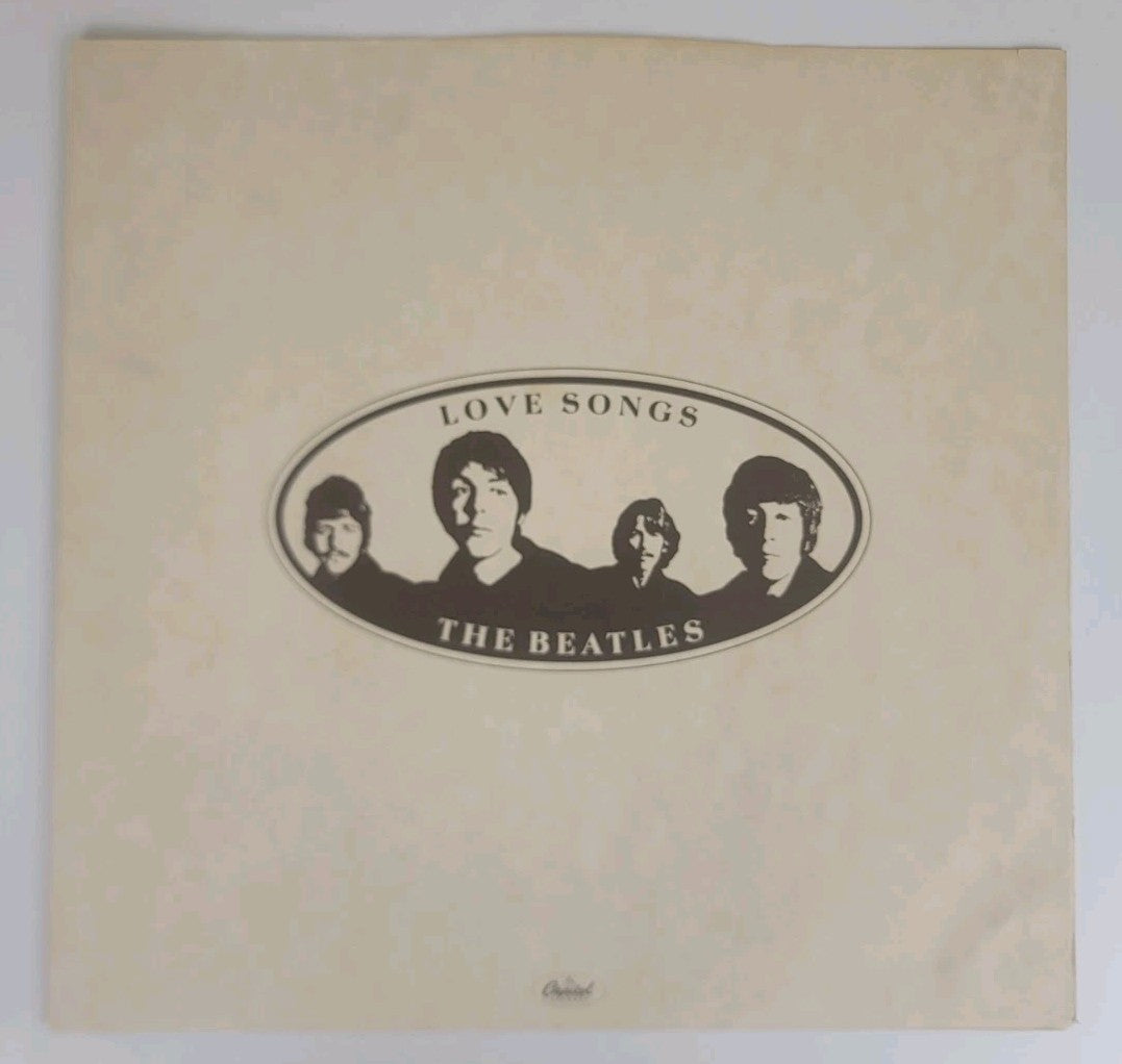 The Beatles – Love Songs 2LP Vinyl 1977 Capitol Textured Cover Booklet NM/VG+