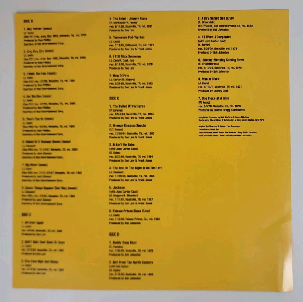 Johnny Cash – The Essential Johnny Cash 2LP Vinyl Remastered Legacy VG+/NM