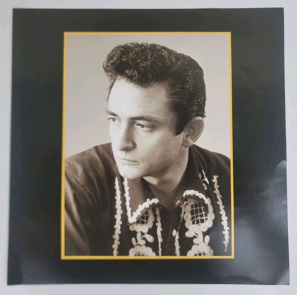 Johnny Cash – The Essential Johnny Cash 2LP Vinyl Remastered Legacy VG+/NM